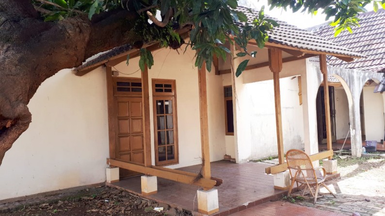 Rumah Bangunan Lama, Terawat dan Strategis di Bukit Pamulang Indah, Pamulang, Tangerang Selatan