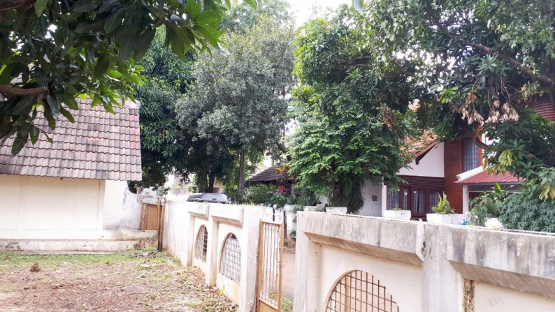 Rumah Bangunan Lama, Terawat dan Strategis di Bukit Pamulang Indah, Pamulang, Tangerang Selatan