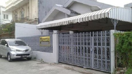 Disewakan rumah di Taman Ratu