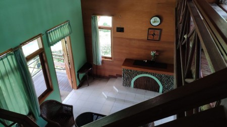 Vila Terawat Di Istana Bunga, Lembang