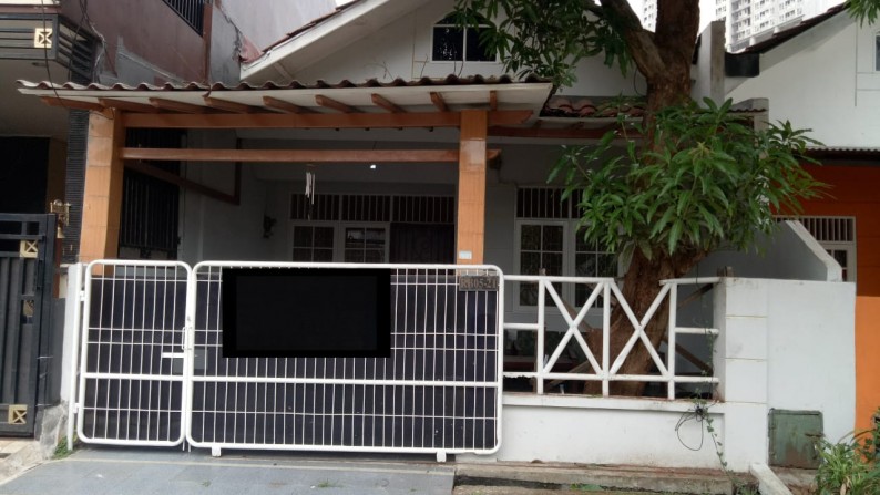 Rumah Siap Huni di Graha Raya