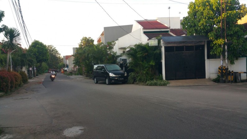 Rumah Nyaman dan Siap Huni di kawasan Villa Bintaro Indah, Jombang