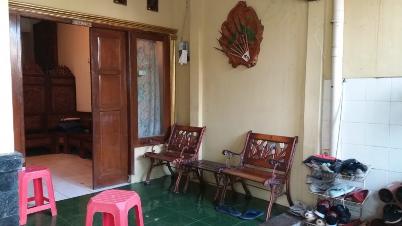 Rumah Nyaman dan Siap Huni di Kawasan Villa Bintaro Indah, Jombang