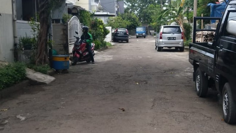 Rumah Nyaman dan Siap Huni di Kawasan Kucica, Bintaro