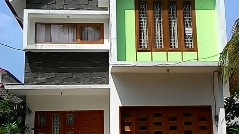 Rumah baru, rumah Cantik, di Bintaro Jaya Sektor 1 Jakarta Selatan