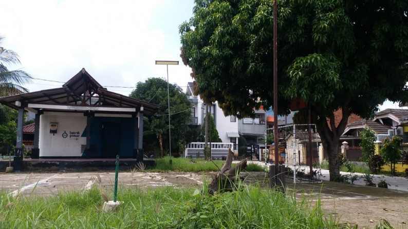 Dijual Rumah Di JL. Danau semayang Perum 3 - Karawaci tangerang