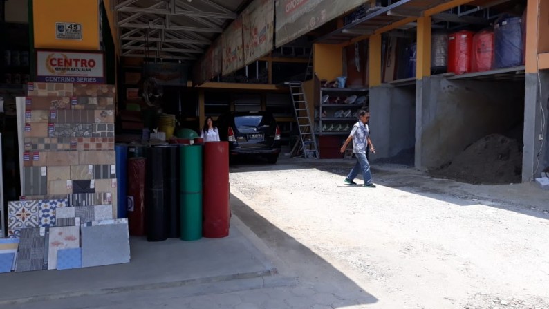 Toko Pinggir Jalan Raya Jual Hitung Tanah