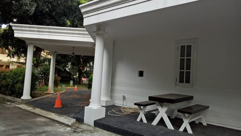 Rumah Bagus sekali,siap huni  di Bintaro Jaya 9