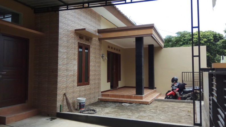 RUMAH BARU SIAP HUNI, UNTUK KELUARGA, HARGA NEGO, PURWOMARTANI.