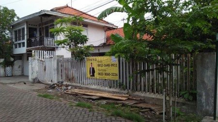 Rumah 2 lantai Asemrowo