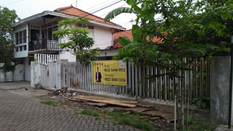 Rumah 2 lantai Asemrowo