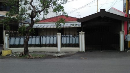 Rumah ngagel lebar 11 lua 300-an