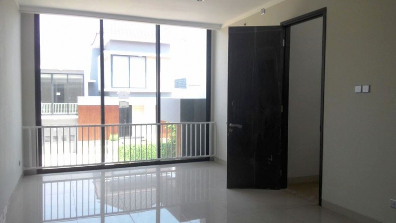 Dijual Rumah di Kebayoran Symphony Bintaro Jaya Sektor 7