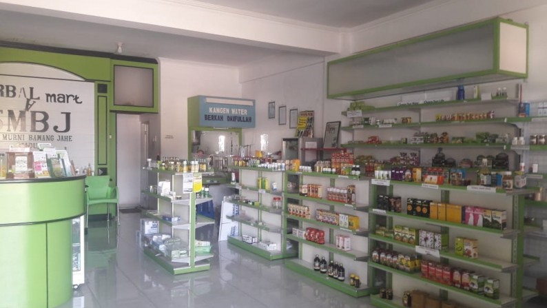 RUANG USAHA + FURNITURE DI JL RAYA TAJEM, MAGUWOHARJO, DEPOK, SLEMAN