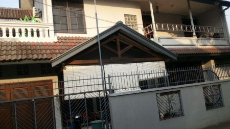 Rumah  Bagus ,siap huni di Rempoa Bintaro