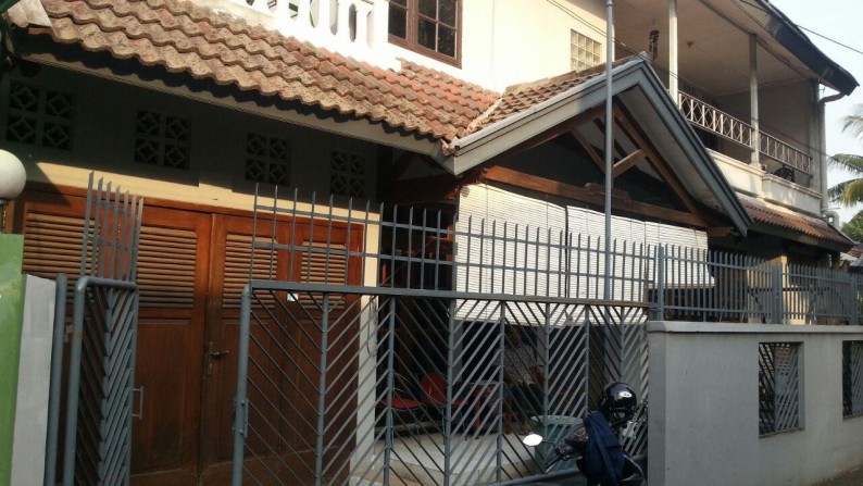 Rumah  Bagus ,siap huni di Rempoa Bintaro