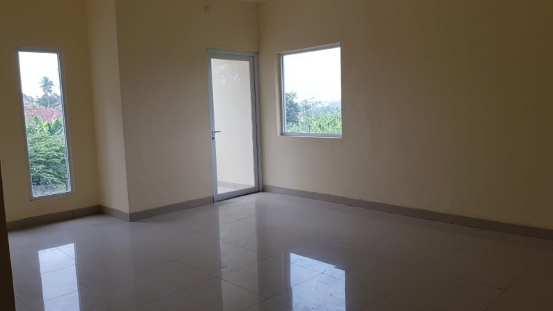 Rumah kost 100% baru, 3 lantai