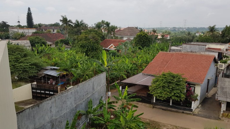 Rumah kost 100% baru, 3 lantai