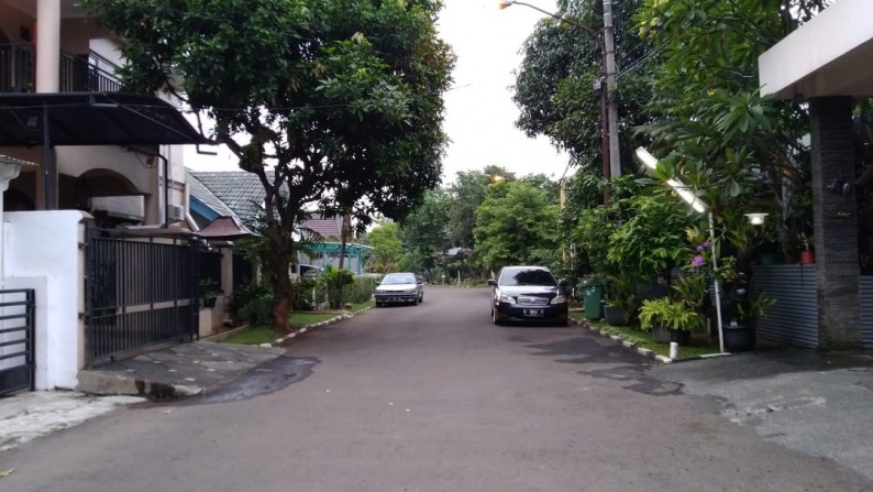 Rumah Dalam cluster,Bagus ,siap huni di Bintaro 3a