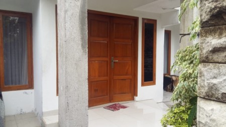 Rumah cantik, siap huni di bintaro