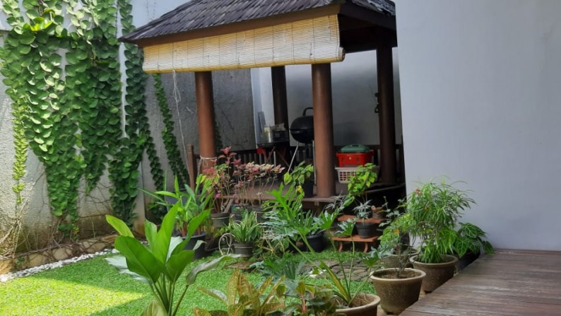 Rumah Bagus Di Emerald View, Bintaro Jaya