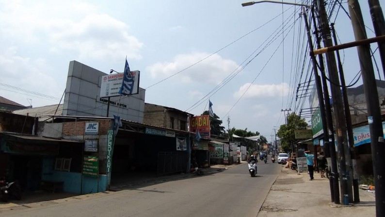 Rumah Pinggir Jalan Di Jl Raden Fatah, Ciledug