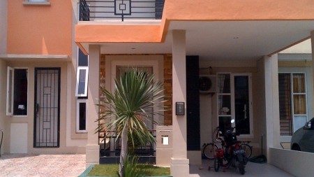 Rumah Dijual Cepat Dalam Cluster Valencia Graha Raya Bintaro