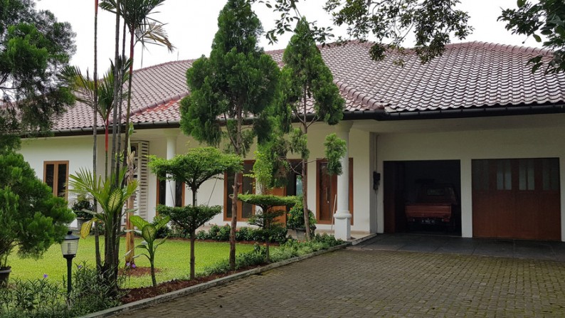 Rumah mewah di lokasi strategis Kemang