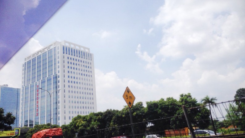 Gedung perkantoran nyaman di lokasi strategis @Pasar Minggu Jakarta