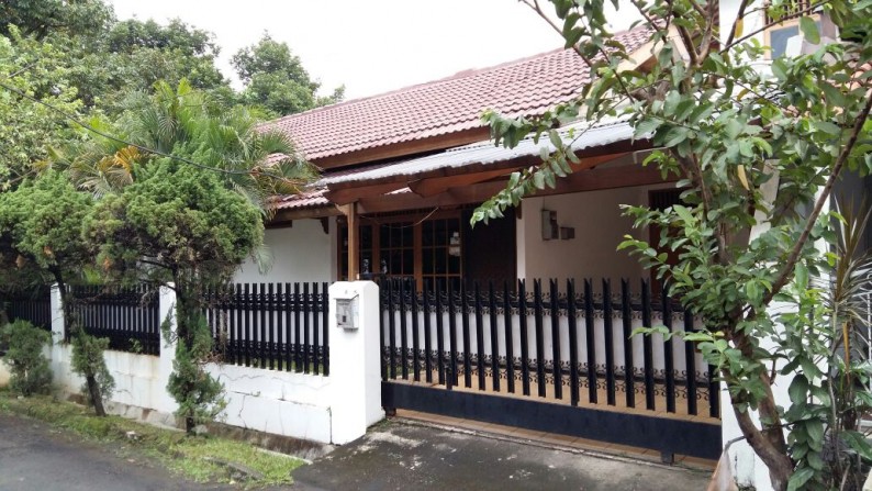 Dijual Rumah, nyaman dan lokasi strategis @Cinere Deepok