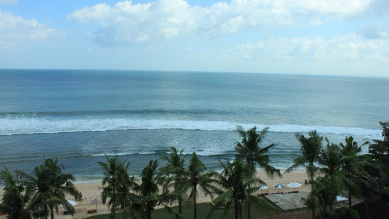 BEACHFRONT LAND AT LOKAPAKSA - SERIRIT , BALI