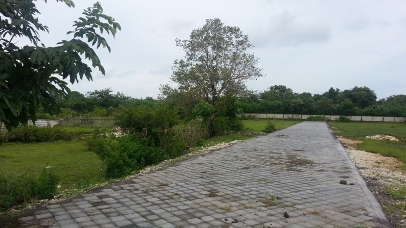 LAND NEAR BALANGAN BEACH - BALI