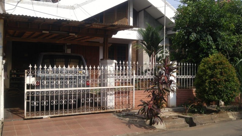 Rumah Siap Huni di Pondok Indah Jakarta Selatan