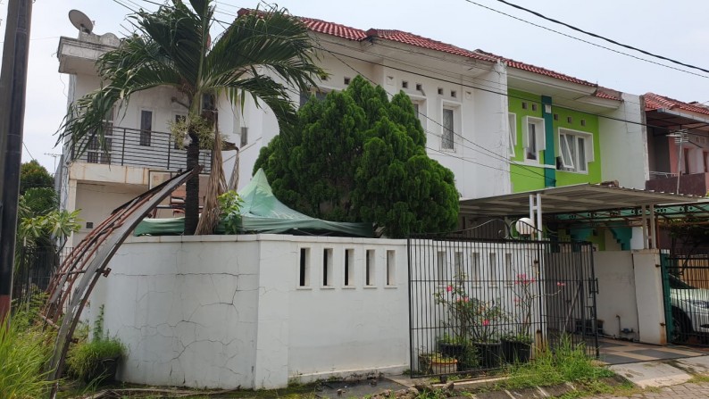 Rumah Hoek Cantik Taman  Harapan  Baru 