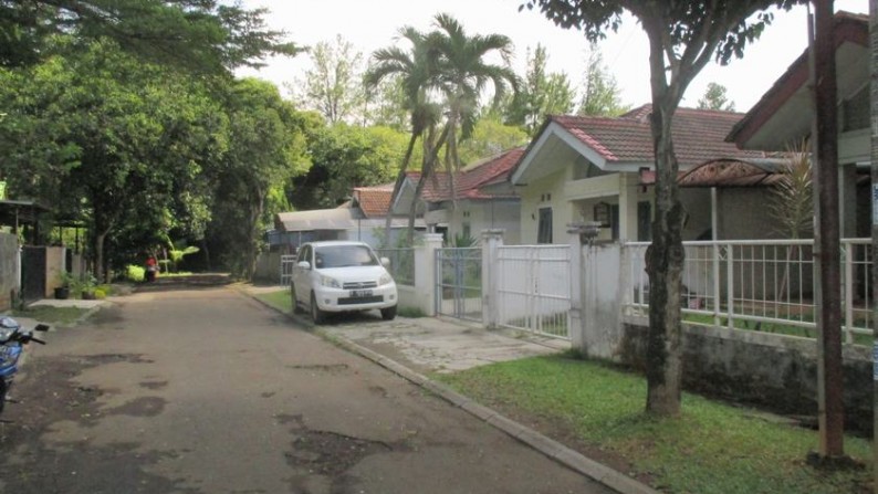 Dijual rumah lokasi strategis, dekat Cikal Sain John & Stasiun, harga terbaik, negolah