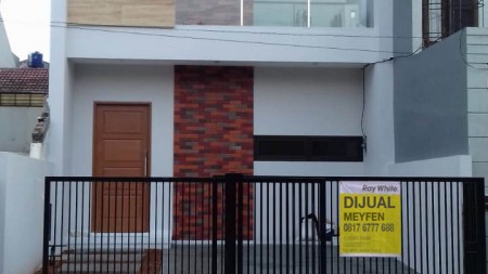 Rumah Dijual Janur Asri, Luas 6x18m2