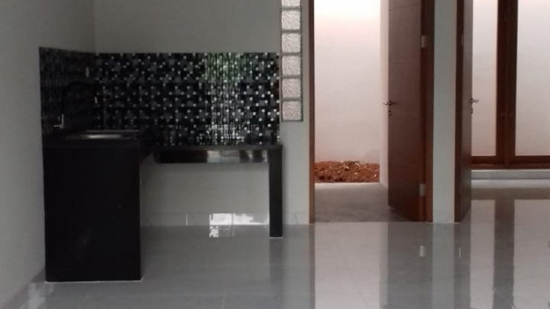 Rumah Dijual Janur Asri, Luas 6x18m2