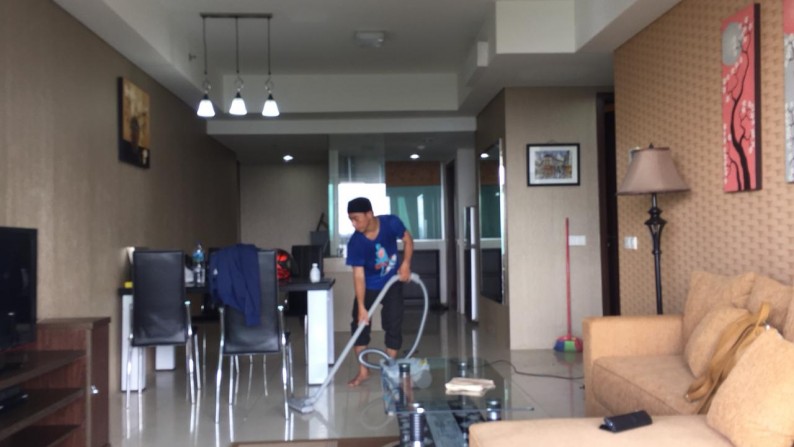 Sewa Apartemen Kemang Village 2 Bedroom Harga Murah