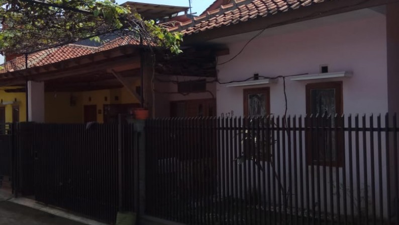 Dijual Rumah 1,5 lantai di Komp. Lembah Permai Hanjuang Bandung