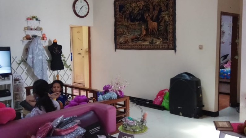 Dijual Rumah 1,5 lantai di Komp. Lembah Permai Hanjuang Bandung