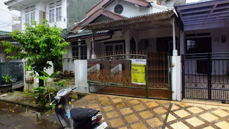 Rumah siap huni,nyaman & aman di Bintaro 9