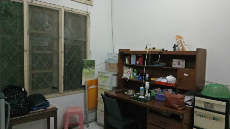 Dijual harga cepat rumah di Roxy, Jakarta Pusat