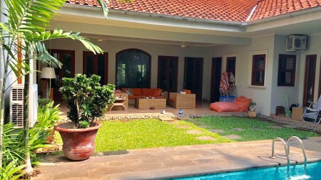 For Rent ; Luxury home in Kemang Dalam