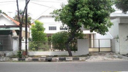 Rumah di Biliton, Bagus + Terawat, Strategis Tengah Kota, Nol Jalan Raya, Siap Huni, Bisa untuk Rumah Tinggal / Kantor / Usaha dsb