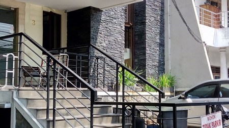 Dijual rumah homestay di Setiabudi; Jakarta Selatan