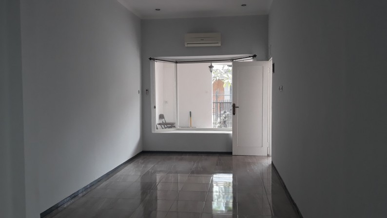 Rumah Cucur Barat ,harga 130 juta/3tahun di sektor 4 Bintaro Jaya