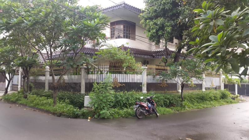 Dijual Cepat Rumah di Pondok Indah