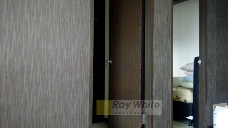 Apartemen semi Furnished siap huni di the Suites Metro