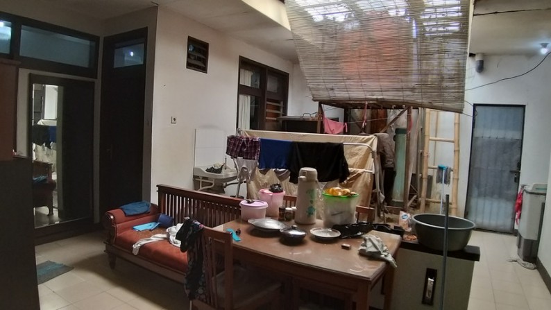 Rumah di pusat kota ,  dekat Paskal 23