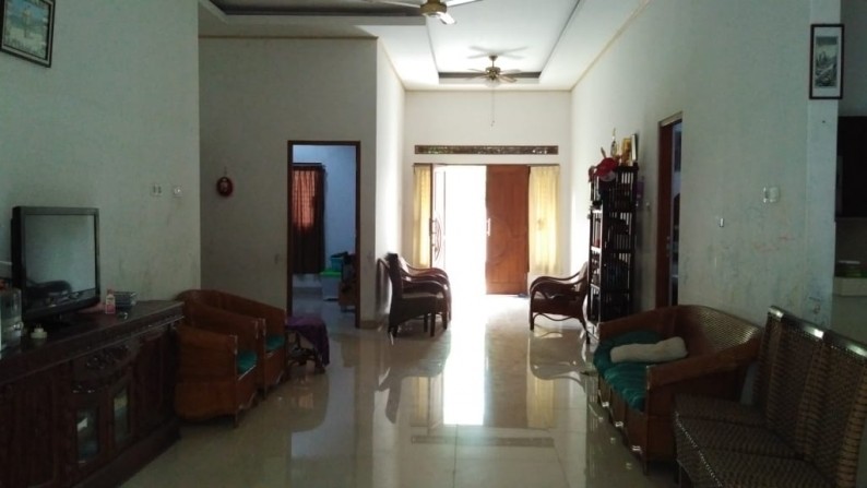 Dijual Rumah di Kemang Pratama